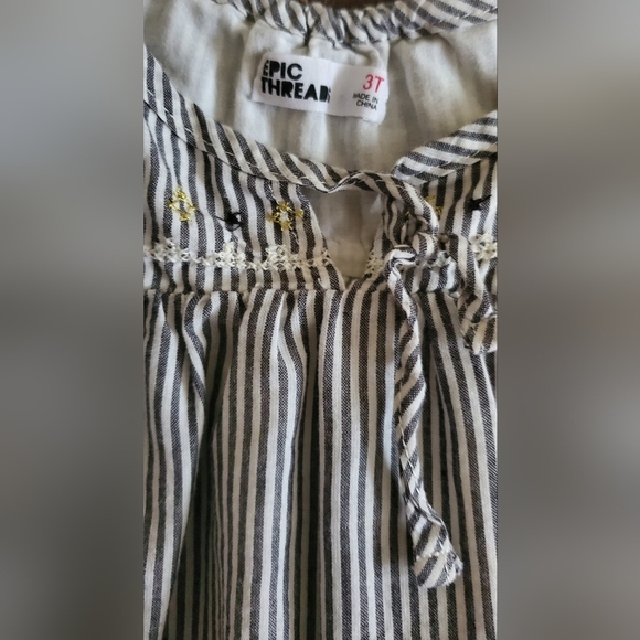 Epic Threads strip dress 3T - Picture 3 of 3